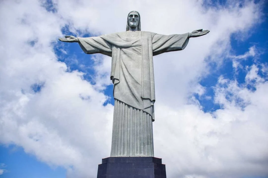 Brazil's President Lula hails oil discovery near Amazon river — editorial image