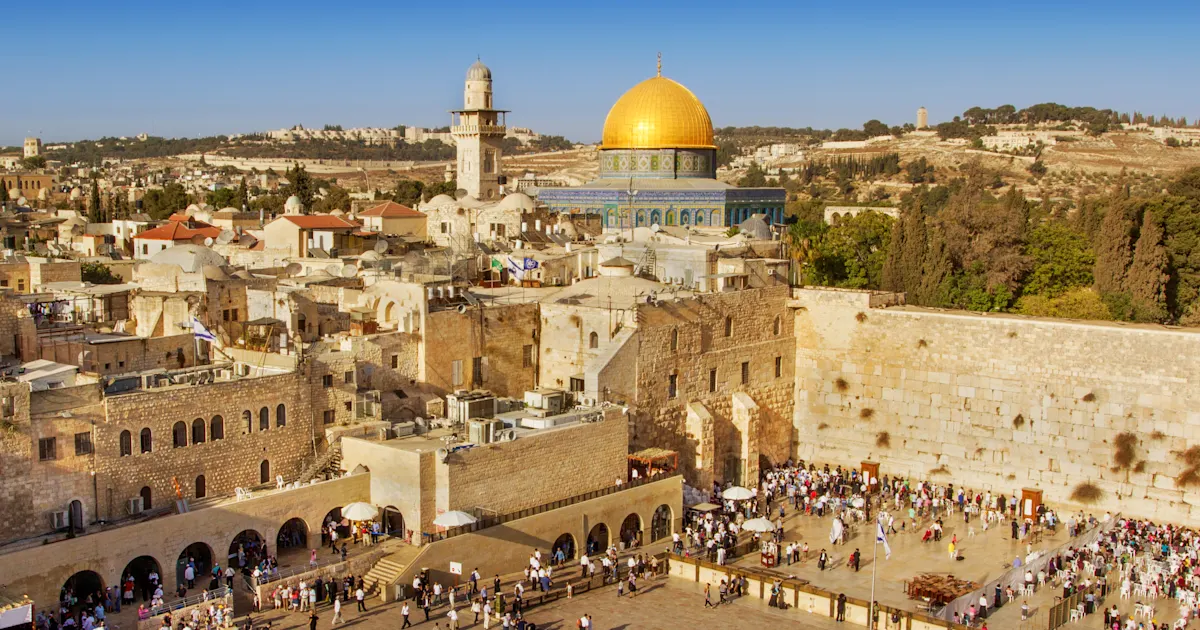 Israel and Lebanon agree to implement ceasefire if Hezbollah stops attacks — editorial image