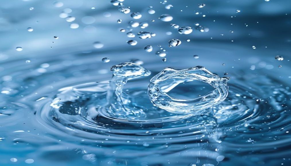 We Know Simple Fluids Can Flow. Turns Out, Some Can Fracture — editorial image